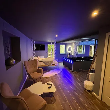 Suite Spa Privatif & Jacuzzi Xxl Route Des Vins A Chatenois Daire